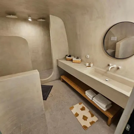 Petroma Cave Suites Vourvoúlos Exteriér fotografie
