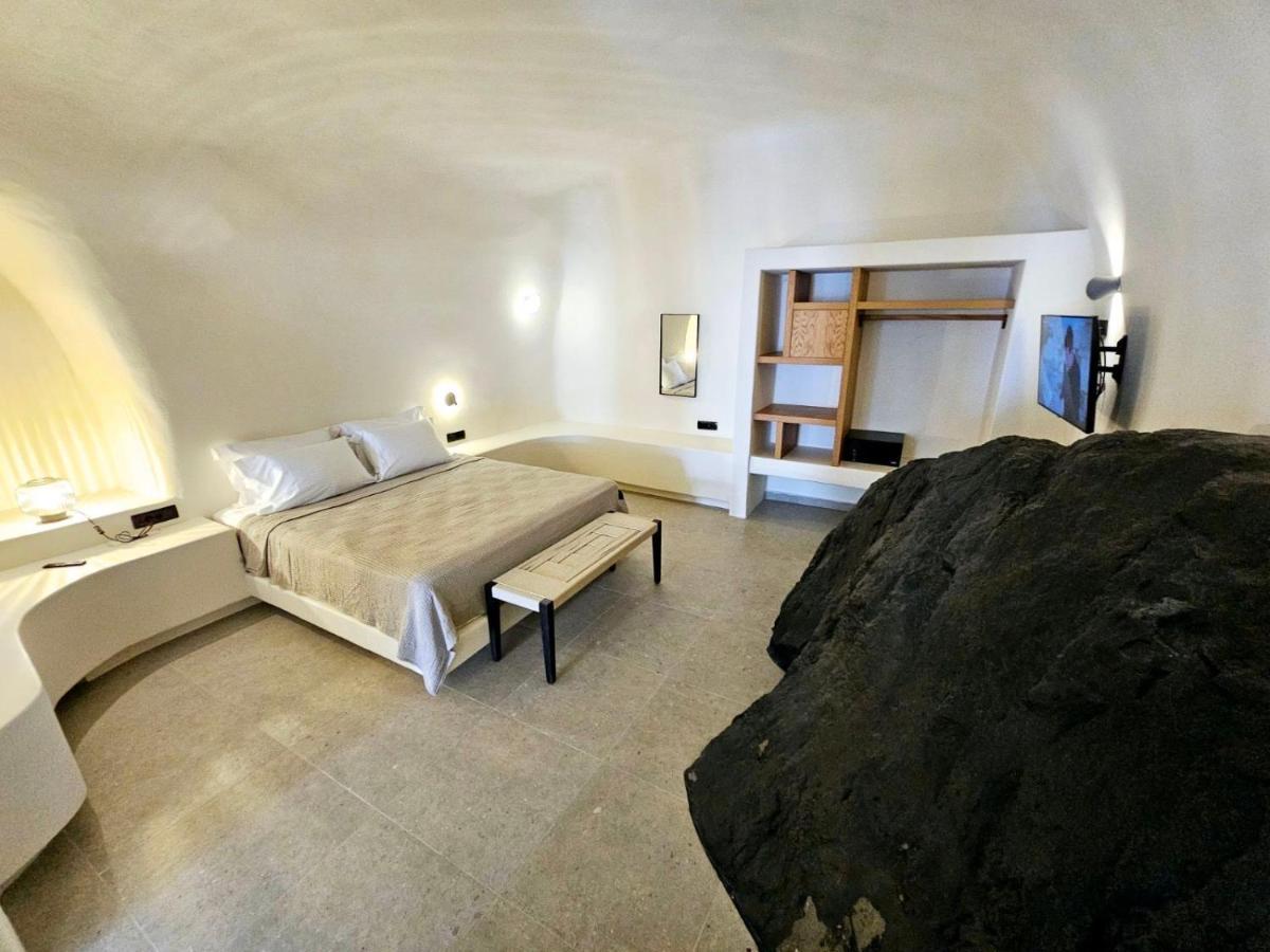 Apartment Petroma Cave Vourvoúlos
